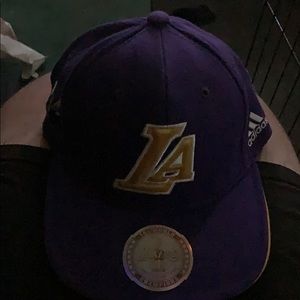 Los Angeles lakers limited hat